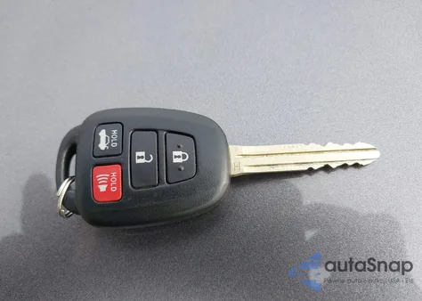 2017 Toyota Camry Le z USA, uszkodzony, nr VIN 4T1BF1FK0HU324815